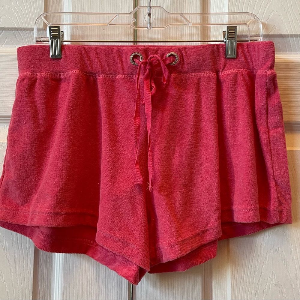 VENUS NWT TERRY SHORT IN SALMON SIZE LARGE 2.5”